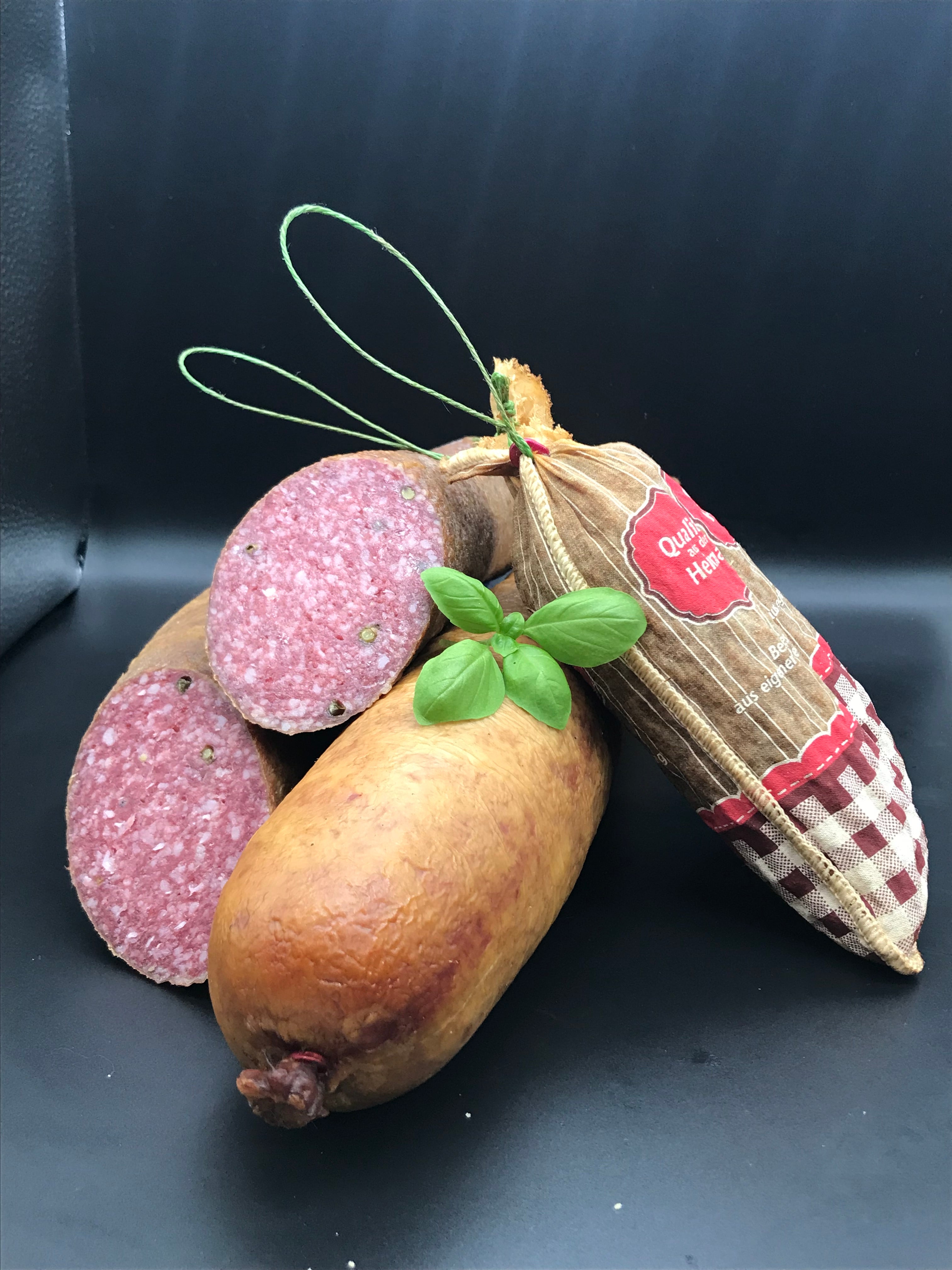 Harzer Schlackwurst im Naturdarm – Würzige Salami | Jetzt kaufen ... Harzer Schlackwurst im Naturdarm – Würzige Salami | Jetzt kaufen ...